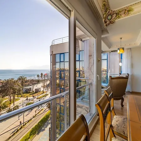 Lovely Flat With Sea View Near In Muratpasa אנטליה