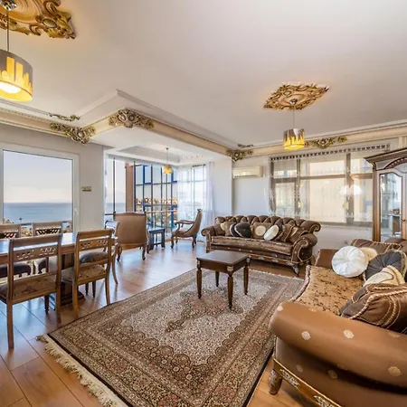 Lovely Flat With Sea View Near In Muratpasa Apartamento